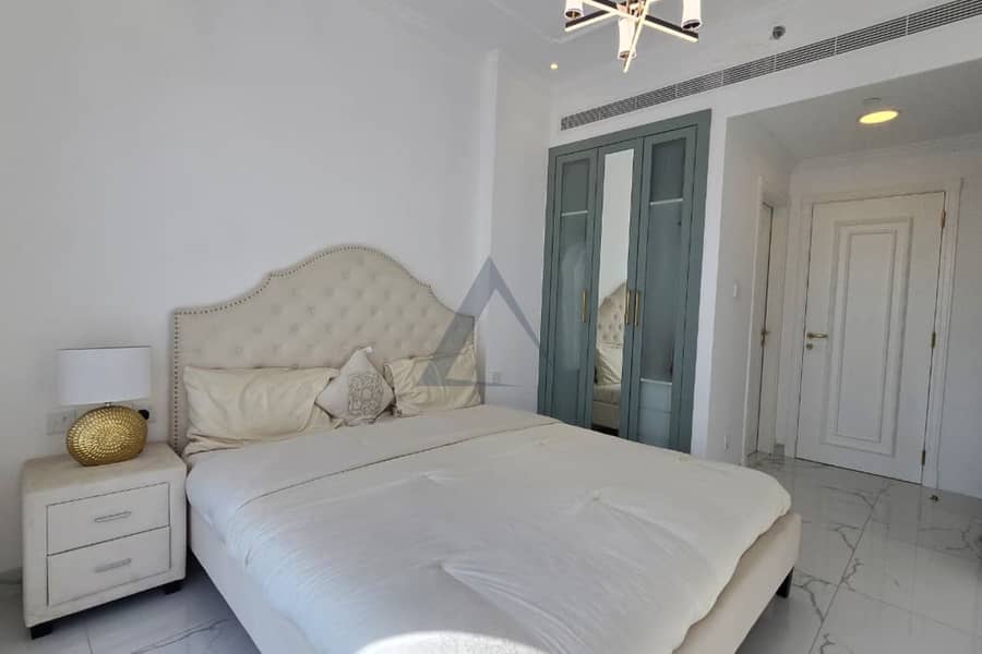 Elegant 3 Beds | Upgraded Unit | Prime Location - Image 13