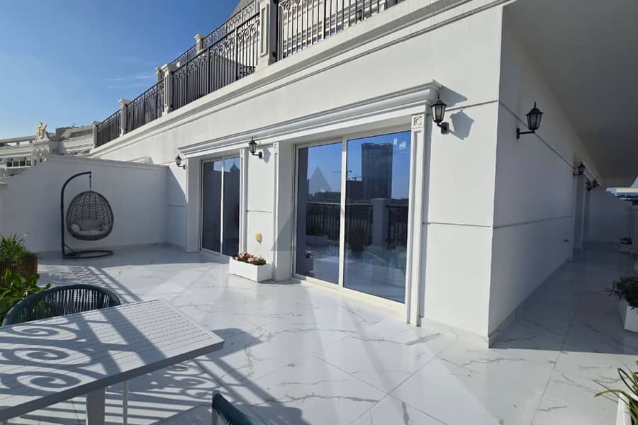 Elegant 3 Beds | Upgraded Unit | Prime Location - Image 15