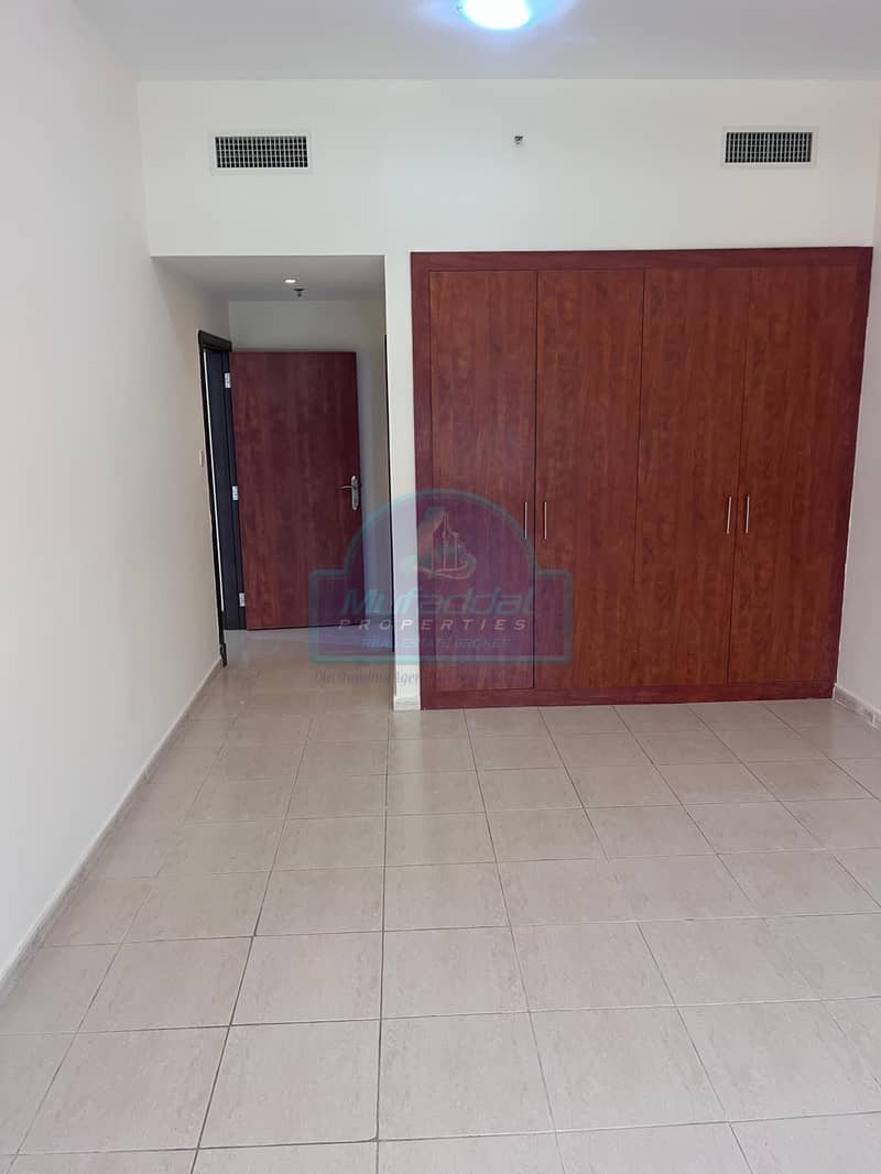 Spacious Vacant 1BHK in Olympic Park 3 | Chiller Free | DSC - Image 18