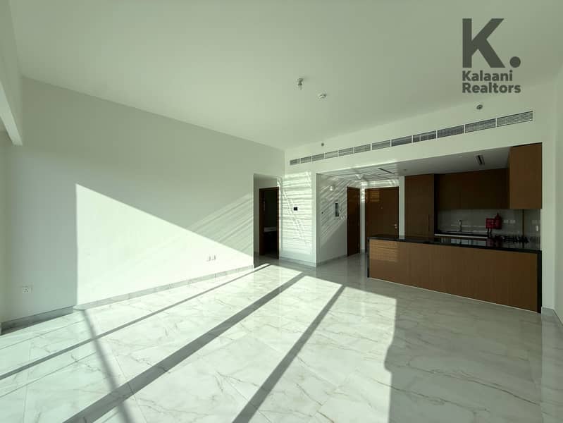 Brand New | Flexible Cheques | Corner Unit