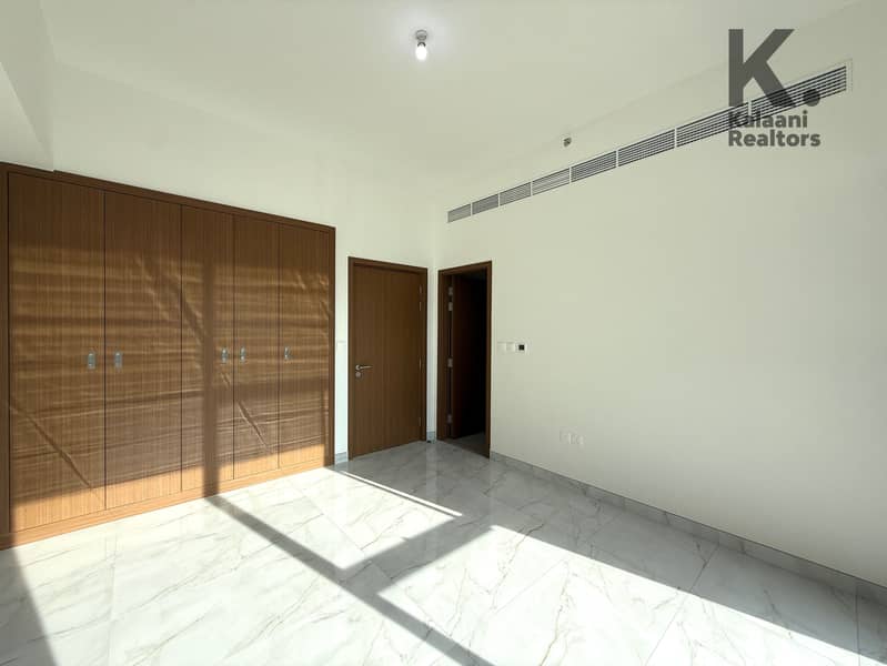 Brand New | Flexible Cheques | Corner Unit - Image 6