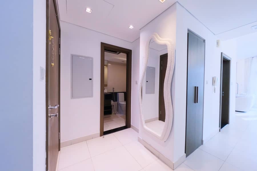 Burj Khalifa View | Downtown | Designer 2BR - Image 29