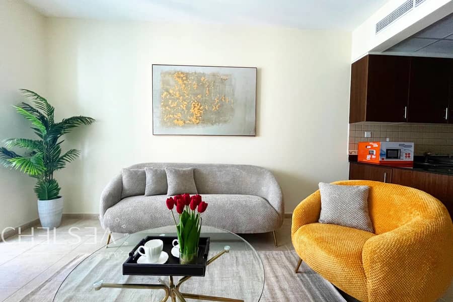 VACANT | WELL MAINTAINED | OFFERING UNFURNISHED