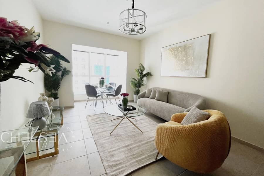 VACANT | WELL MAINTAINED | OFFERING UNFURNISHED