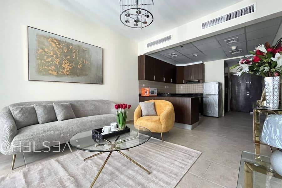 VACANT | WELL MAINTAINED | OFFERING UNFURNISHED - Image 8