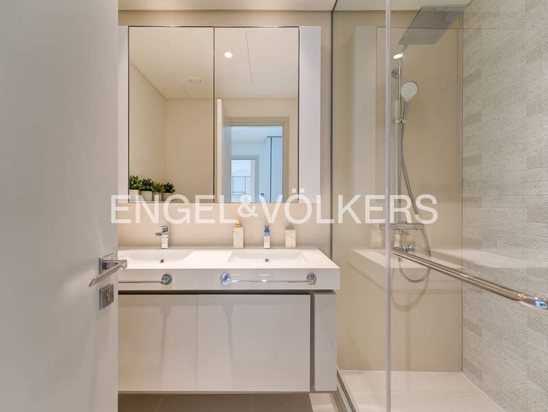 Exclusive | Marina Views | Private Beach Access - Image 16