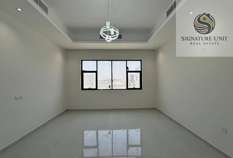 SPECTACULAR | BRAND NEW | MAIDS ROOM |