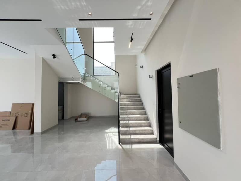 Luxury 4BR Villa for rent with Swimming Pool - Image 7