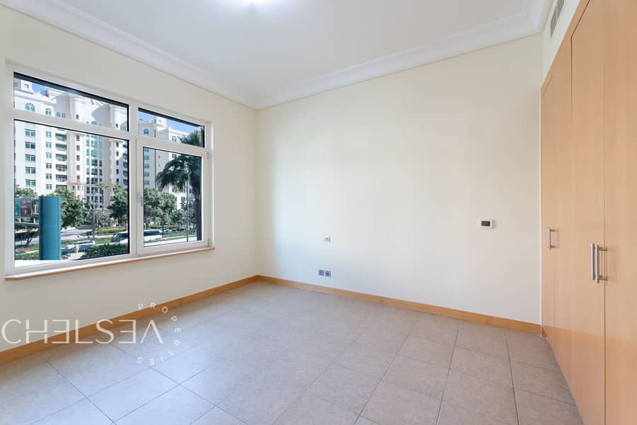 PARK VIEW | WELL-MAINTAINED | VACANT ON TRANSFER - Image 13