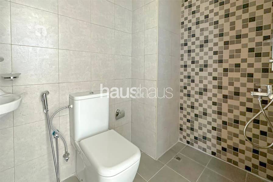 2 BR Duplex | Furnished | Excellent Value - Image 6