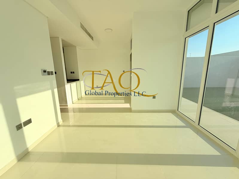 BIGGER PLOT 3BR | CORNER | SINGLE ROW | UN-FURNISHED | - Image 17