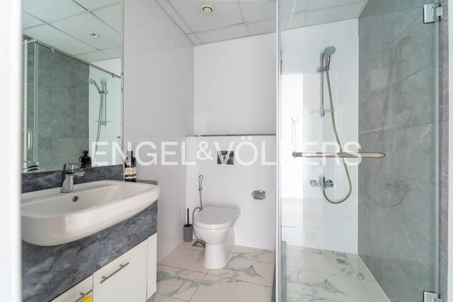 Vacant | Newly Maintained | Ready - Image 10