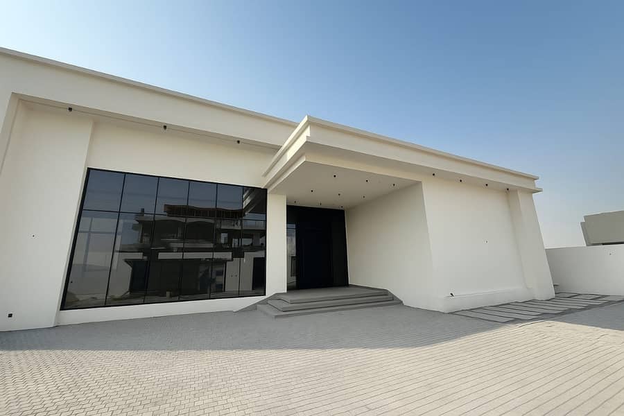 Brand New |4BR VILLA | POOL |GARDEN