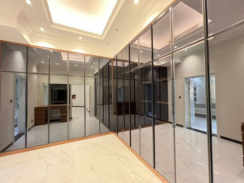 Spacious 5 BR Villa in Wadi Alshabak for Rent - Image 12