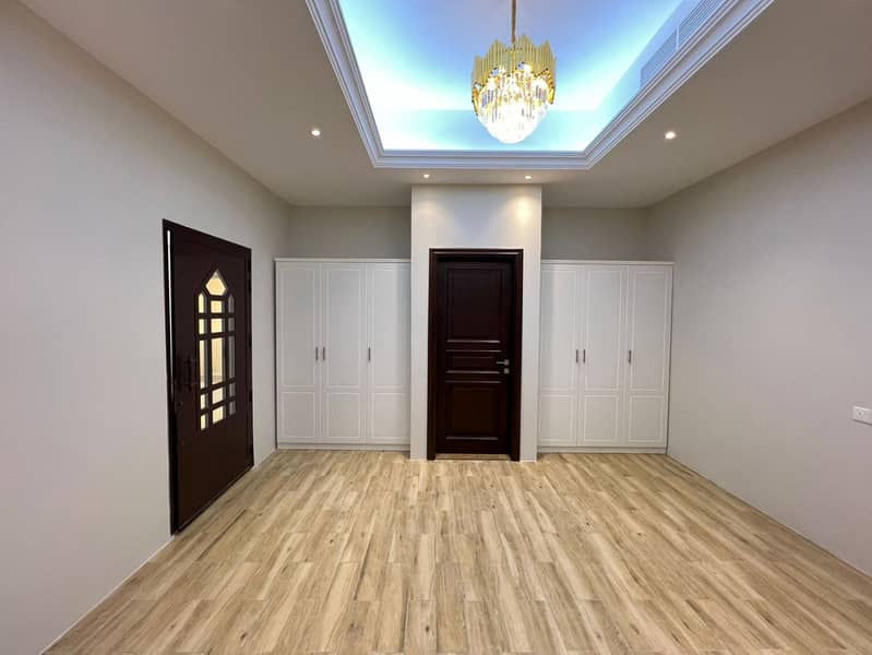 Spacious brand new 5 BR Villa for Rent in Wadi al