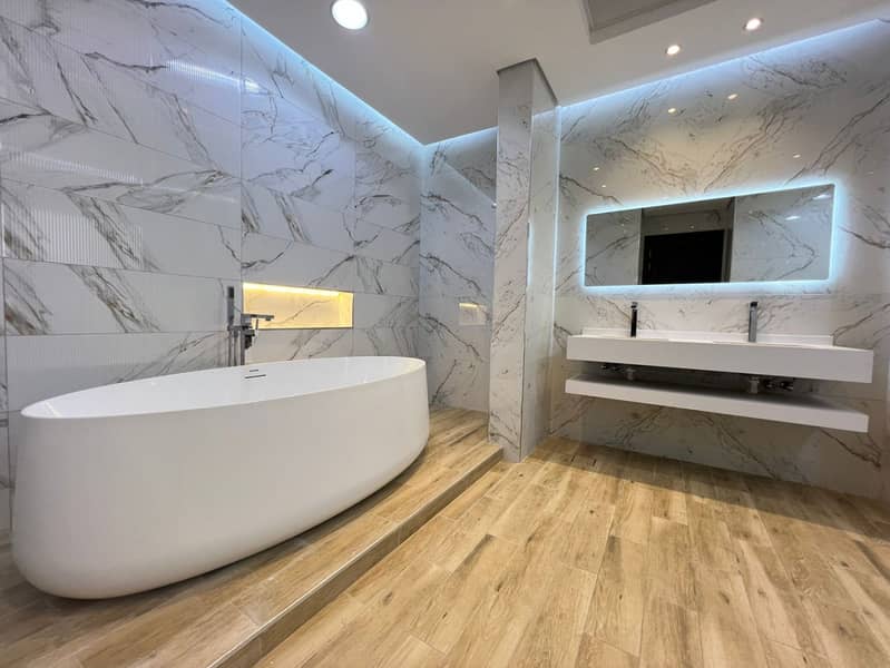 Spacious brand new 5 BR Villa for Rent in Wadi al - Image 15