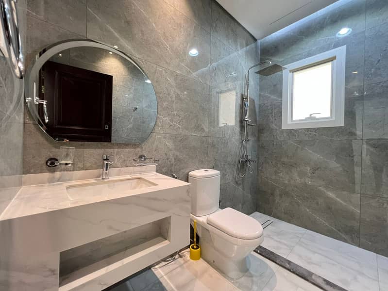 Spacious brand new 5 BR Villa for Rent in Wadi al - Image 23