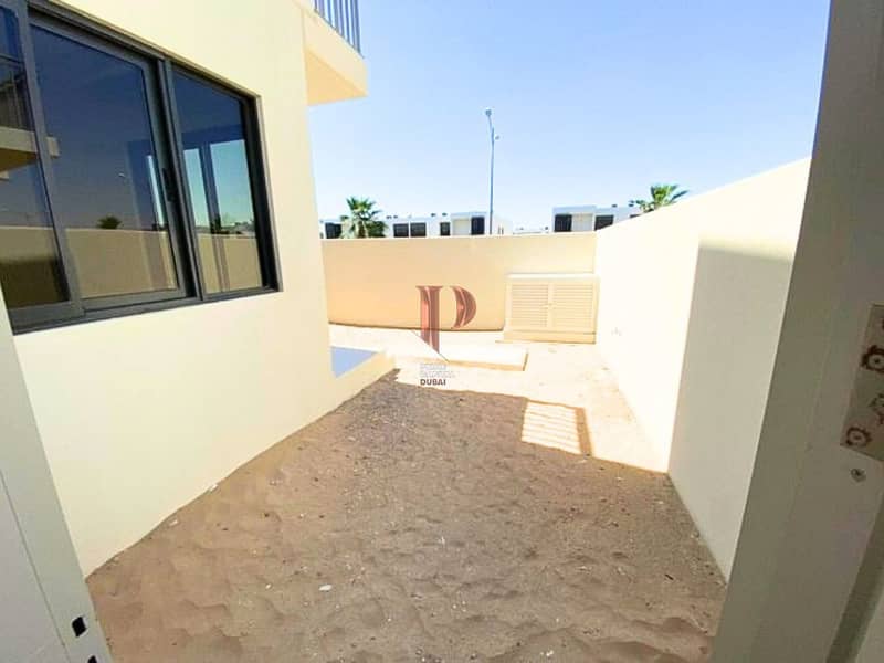 3BR+M | Single Row | Corner Unit | Vacating Soon - Image 6