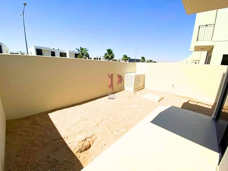 3BR+M | Single Row | Corner Unit | Vacating Soon - Image 16