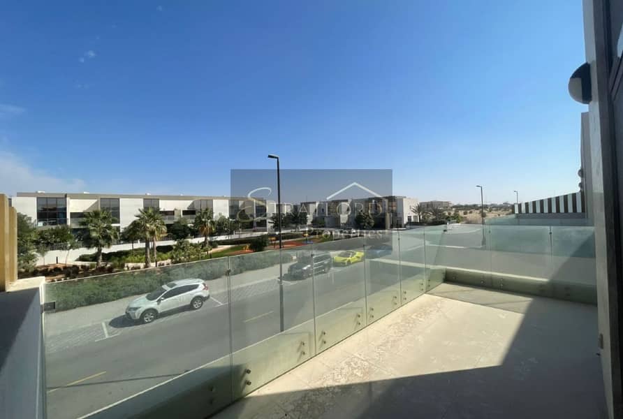 4 BR + Maids - Townhouse in Elie Saab VIE - Image 7