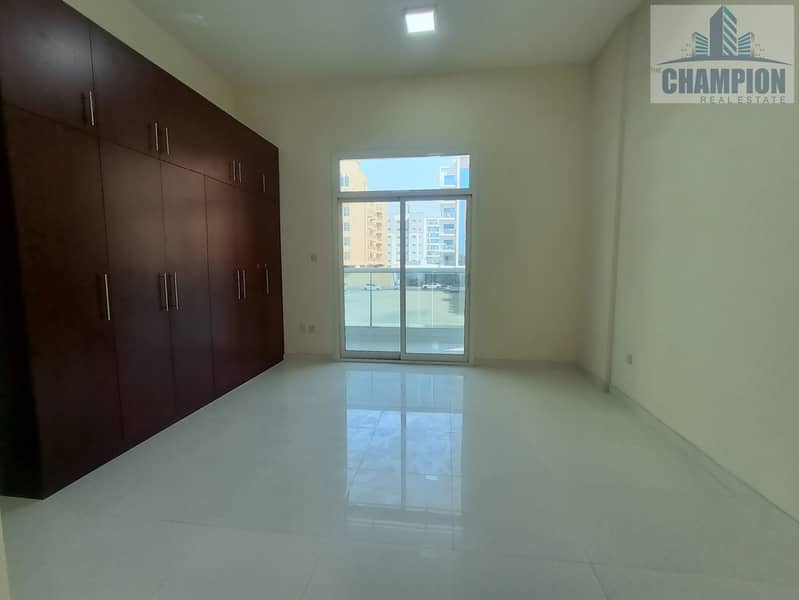 HUGE 1 BHK WITH CLOSE KITCHEN AT PRIME LOCATION WITH MESSIVE BALCONY - Image 6