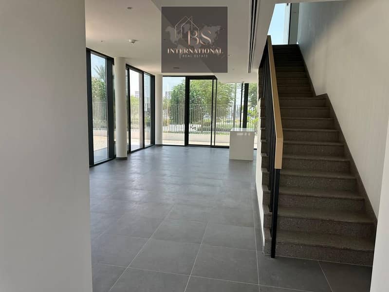 Stand Alone Villa// Premium Finished// Brand New