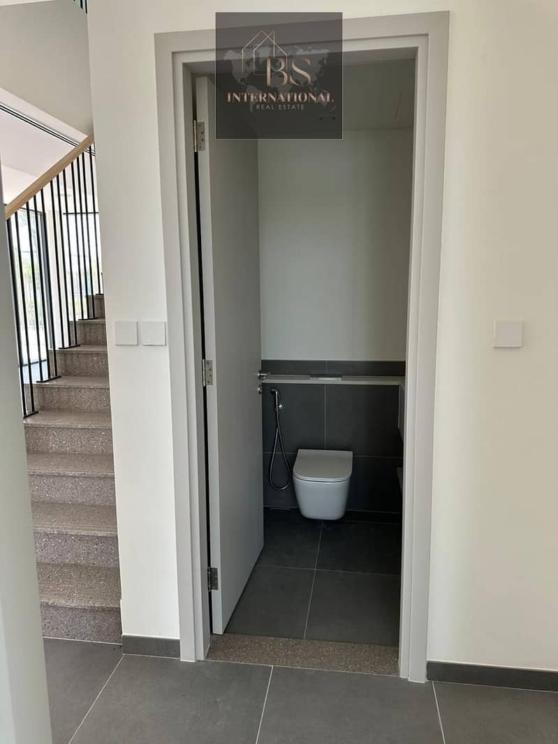 Stand Alone Villa// Premium Finished// Brand New - Image 14