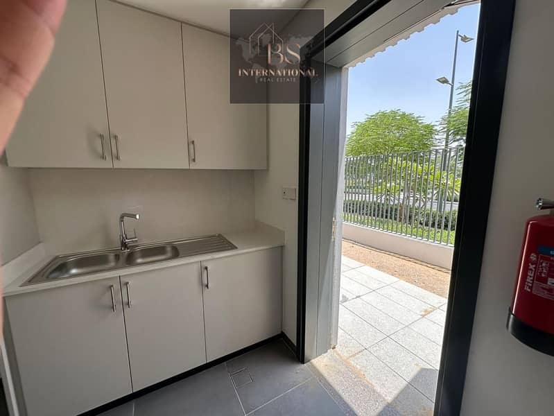 Stand Alone Villa// Premium Finished// Brand New - Image 28