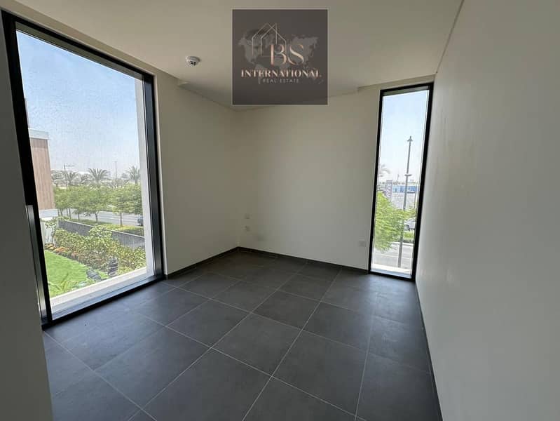 Stand Alone Villa// Premium Finished// Brand New - Image 38