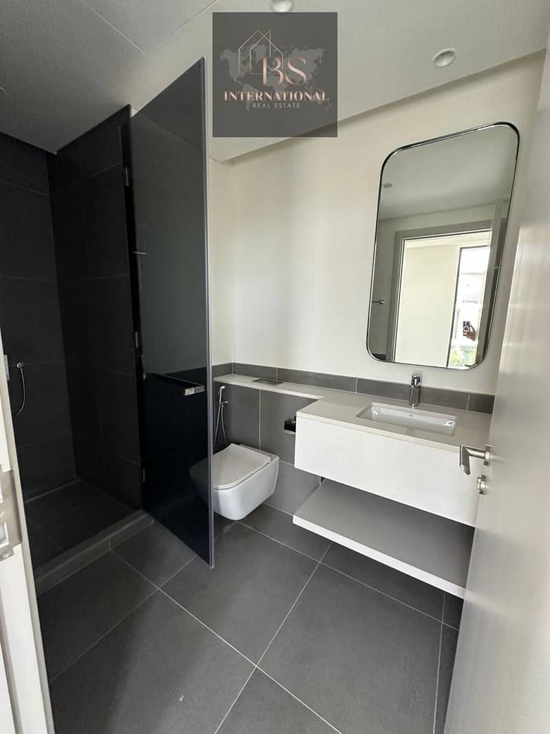 Stand Alone Villa// Premium Finished// Brand New - Image 45