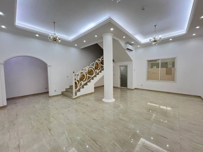 4-Bedroom Villa for Rent in Al Khawaneej 2
