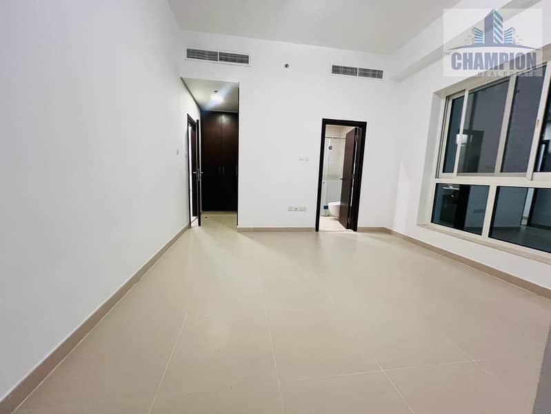 LUXURY 2 BHK WITH GYM POOL AT PRIME LOCATION NEXT TO EXIT - Image 13