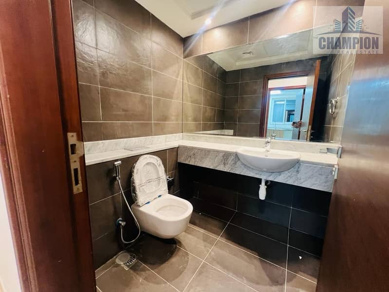 LUXURY 2 BHK WITH GYM POOL AT PRIME LOCATION NEXT TO EXIT - Image 20