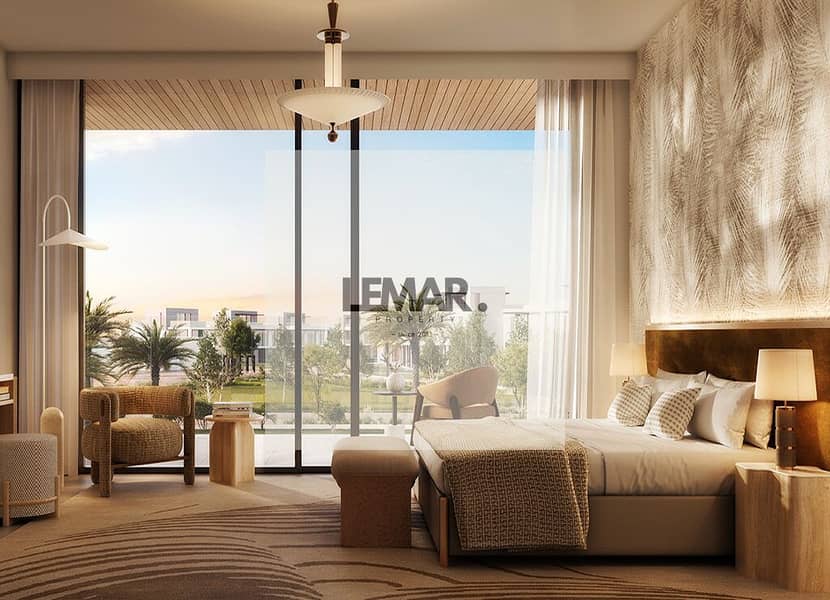 GENUINE RESALE- SINGLE ROW - LARGE PLOT- STANDALONE VILLA