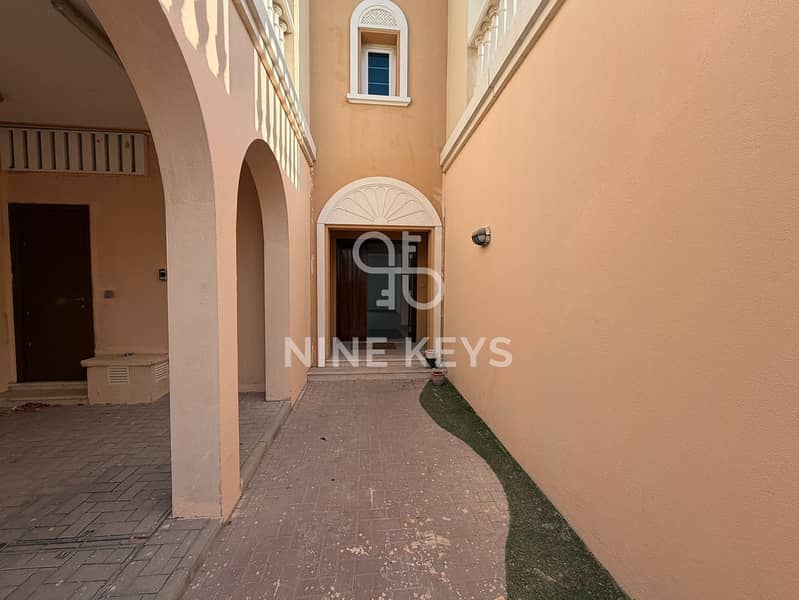 HUGE LAYOUT | TOWNHOUSE | PRIME LOCATION |AFFORDABLE