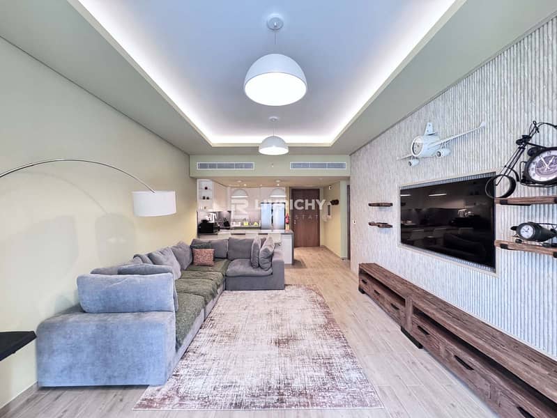 Fully Upgraded | Boulevard View | City Walk