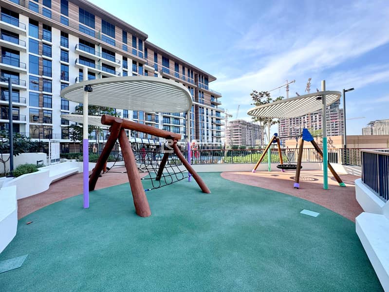 Fully Upgraded | Boulevard View | City Walk - Image 15