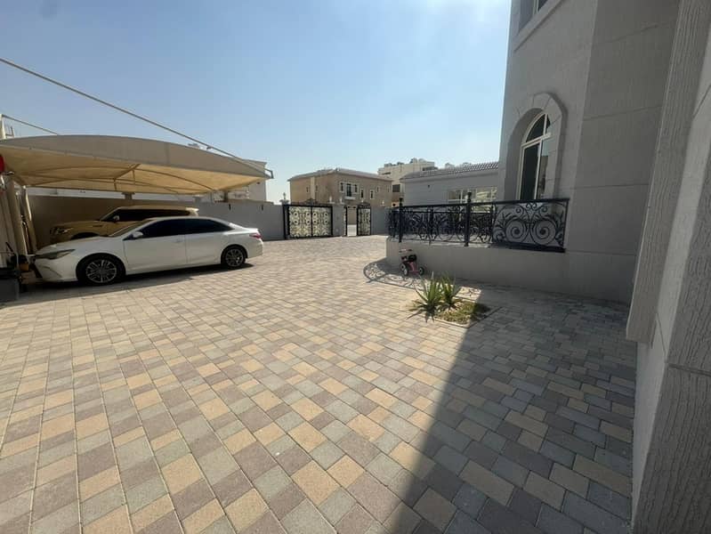 READY TO MOVE EXCELLENT 6-BR in Al Barsha South - Image 16