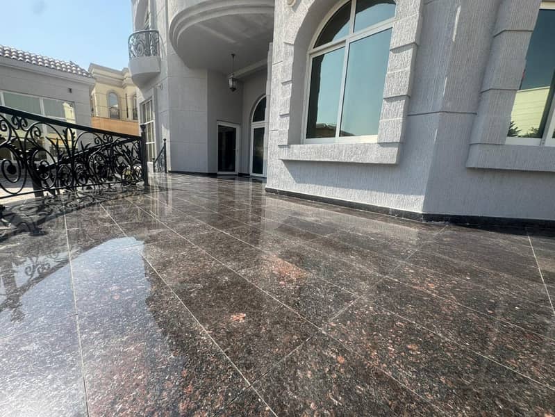 READY TO MOVE EXCELLENT 6-BR in Al Barsha South