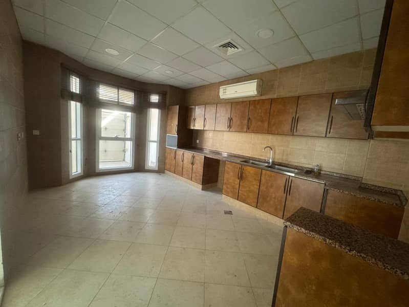 ELEGANT 4-BR VILLA FOR RENT | POOL | MIRDIF - Image 18