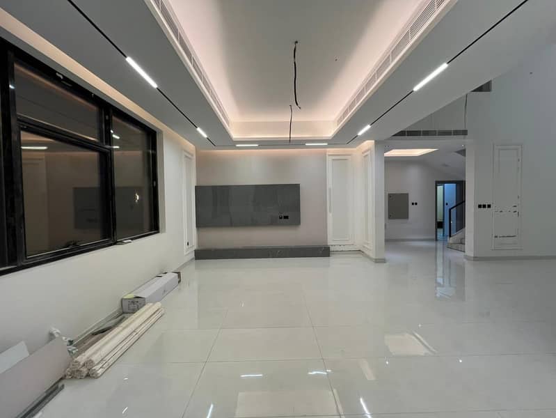 Brand new | 4-BR| Maids room | Great Location