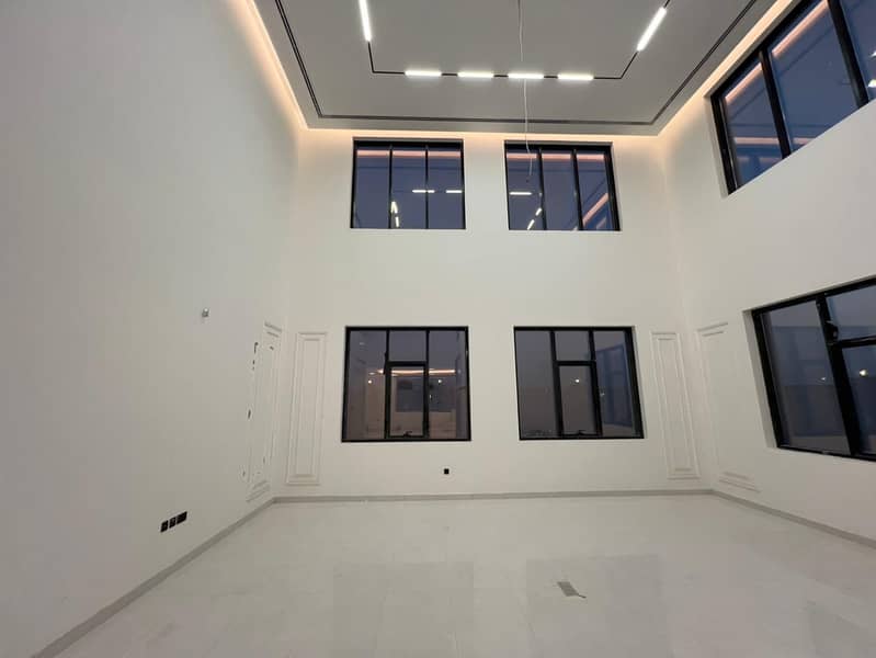 Brand new | 4-BR| Maids room | Great Location - Image 7