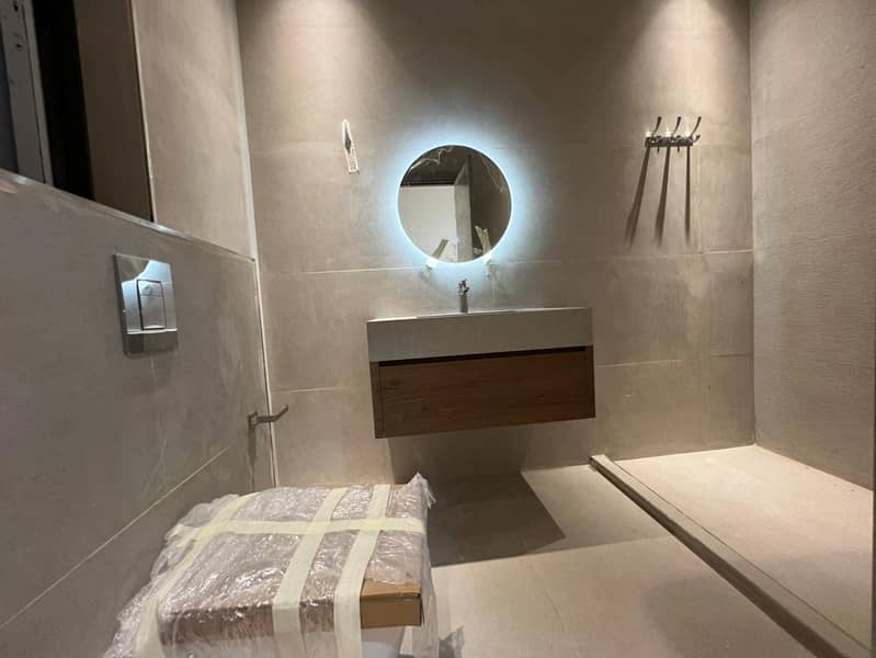 Brand new | 4-BR| Maids room | Great Location - Image 17