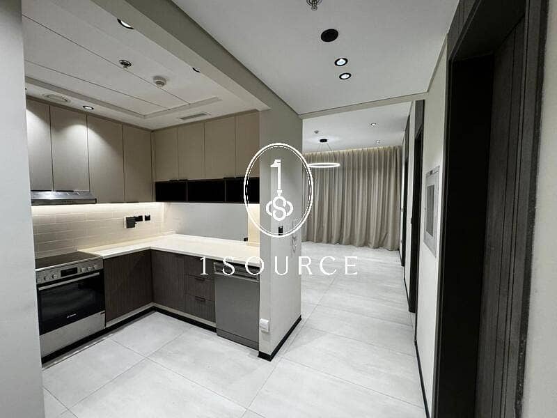 Brand New | Near Park | Ready to Move in - Image 12