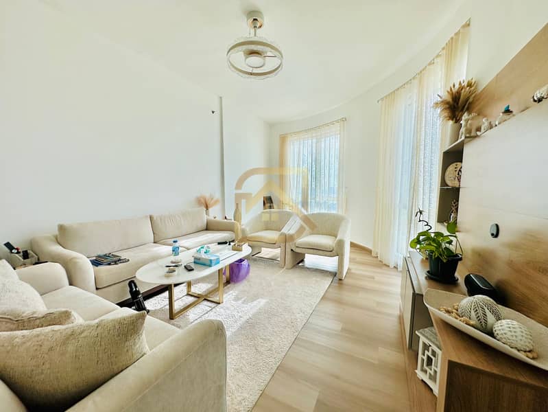 Vacant | Upgraded | Lagoon View | Spacious | ROI