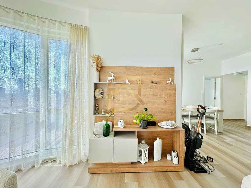 Vacant | Upgraded | Lagoon View | Spacious | ROI - Image 7