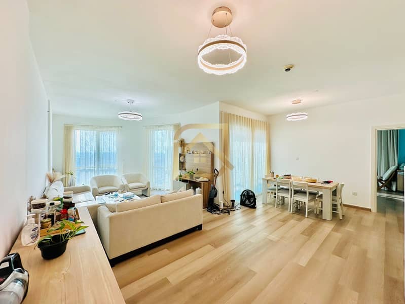 Vacant | Upgraded | Lagoon View | Spacious | ROI - Image 11