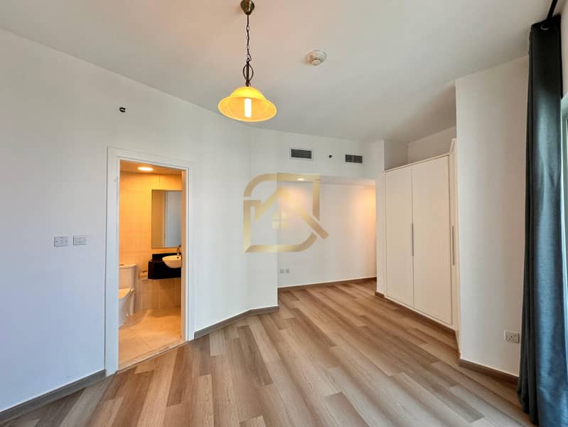 Vacant | Upgraded | Lagoon View | Spacious | ROI - Image 22