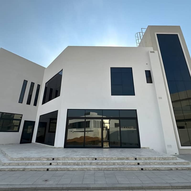 Brand New | Luxury 5-BR Villa | Maid Room - Image 21