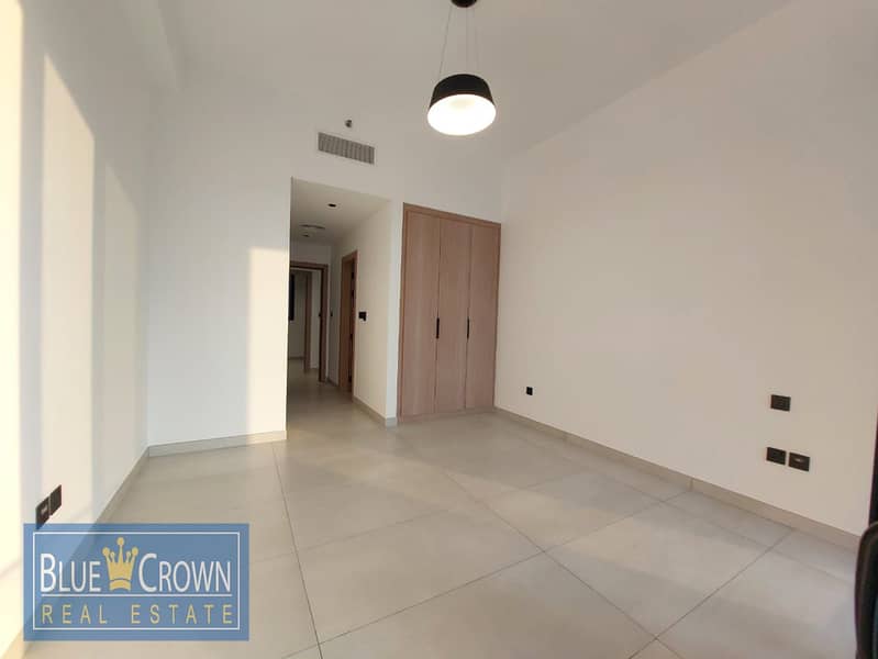 Decent Apartment 3BHK +Maid room With Kitchen Appliances || Modern Amenities - Image 8